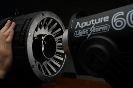 Aputure アプチャー フレネルF10